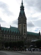 Hamburg Rathaus.jpg